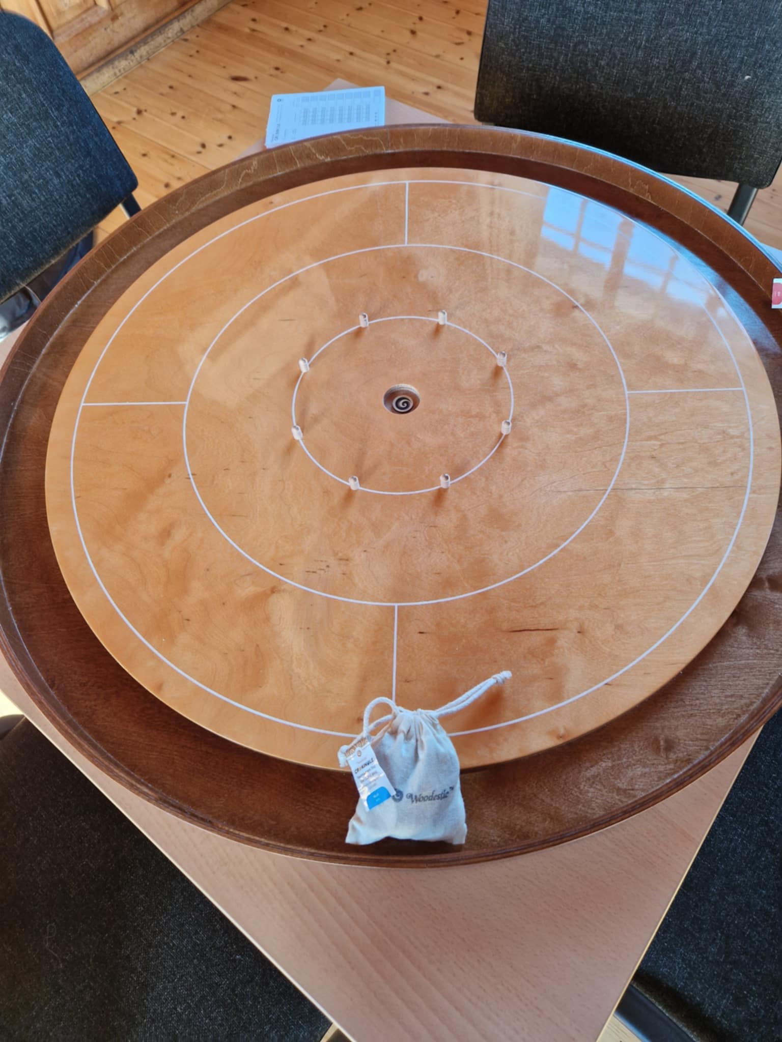 Crokinole brett til utleie i Bergen - Spillmoro